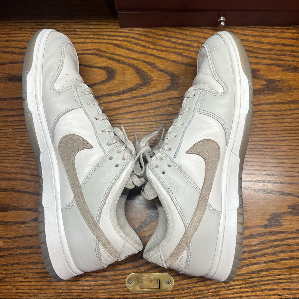 Nike Dunks Low - Picture 3 of 5